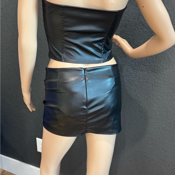 SHEIN Black faux leather Skirt Set xs size 2 - Picture 5 of 8